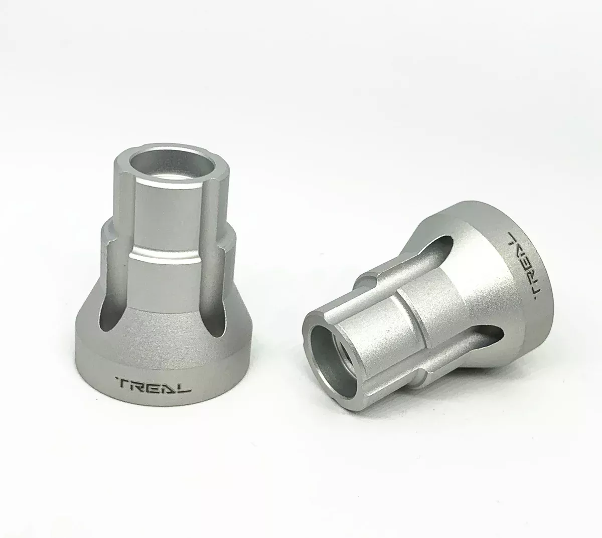 Treal Hobby (X002RMPRAN) Silver Aluminum Rear 0 Degree Axle Mount Set for LMT